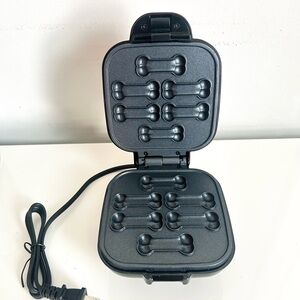 Dash Electric Mini Dog Treat Maker